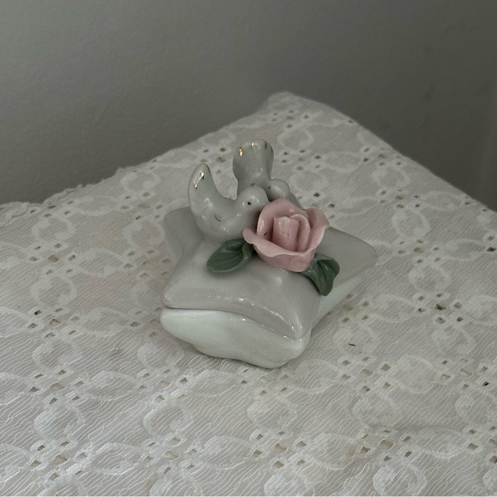 Small Swan Ring Dish